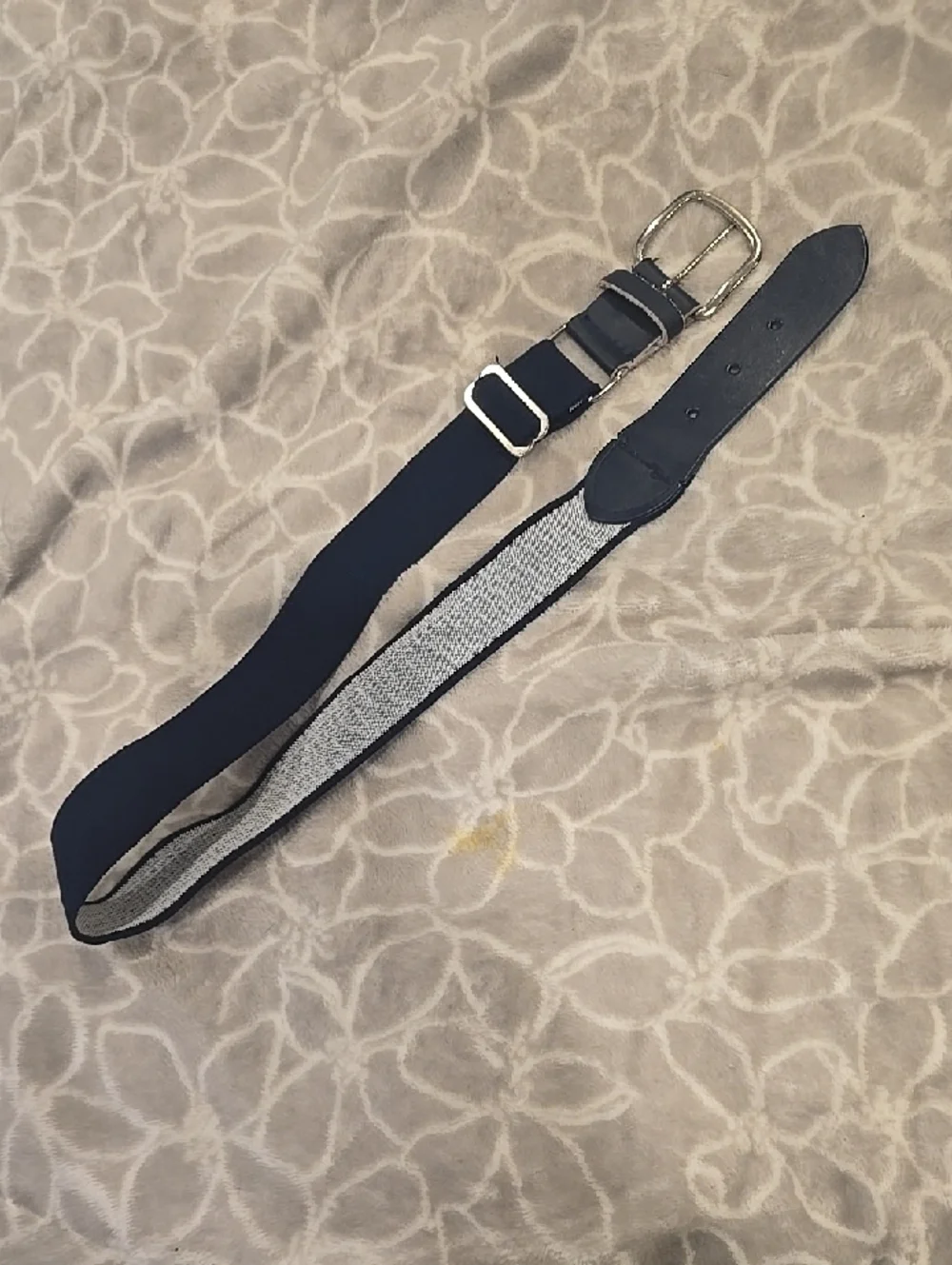 ❤️10/$13 Kids Navy Adjustable Belt